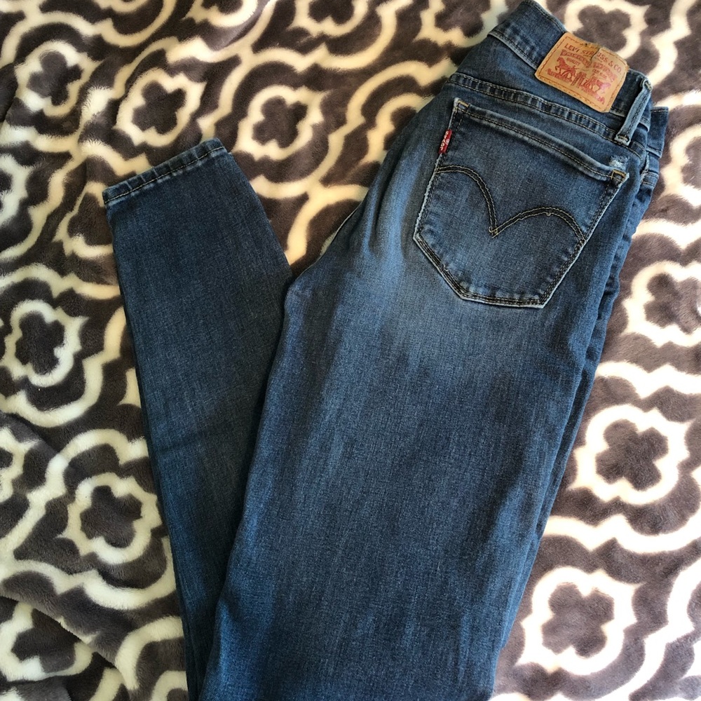 Levi’s 710 Super Skinny Jean